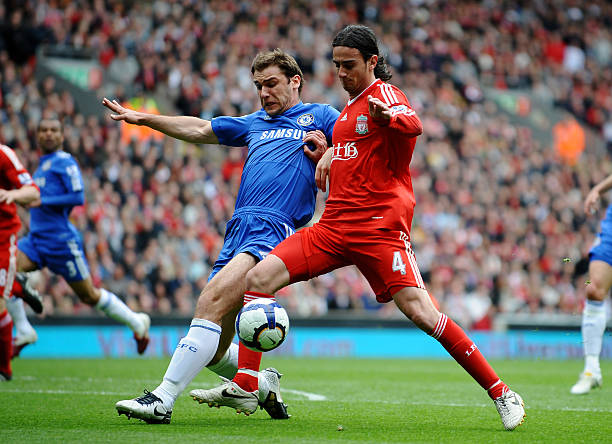 由于球衣背 由于球衣背