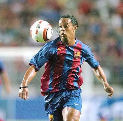 阿奇姆彭接 阿奇姆彭接