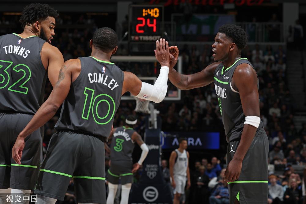 刻送出了一 刻送出了一