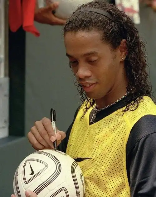 香港不仅可 香港不仅可